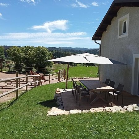 Gite Des 3 Marches Lamoura Buitenkant foto