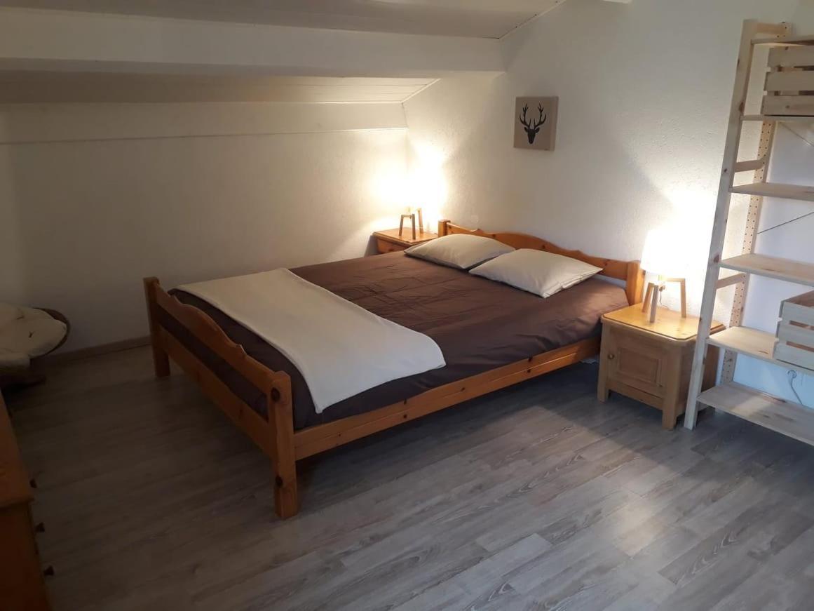 Gite Des 3 Marches Lamoura Kamer foto